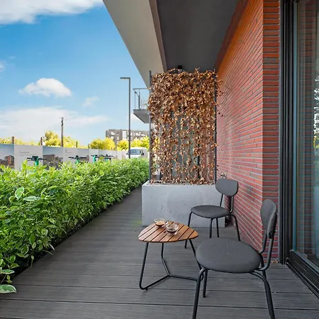 Nadmotlawie Estate Gym, Sauna & Parking By Downtown Apartment