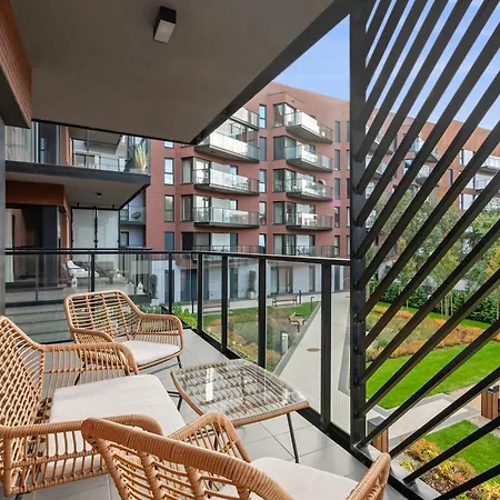 Апарт-отель Nadmotlawie Estate Gym, Sauna & Parking By Downtown Гданьск
