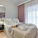 Nadmotlawie Estate Gym, Sauna & Parking By Downtown Aparthotel 4*