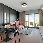 Nadmotlawie Estate Gym, Sauna & Parking By Downtown Aparthotel
