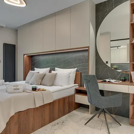 Nadmotlawie Estate Gym, Sauna & Parking By Downtown Апарт-отель