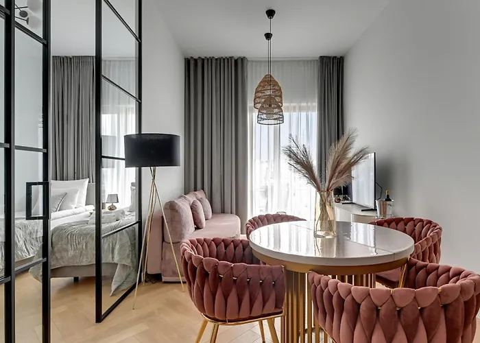 Nadmotlawie Estate Gym, Sauna & Parking By Downtown 4*