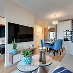 Nadmotlawie Estate Gym, Sauna & Parking By Downtown 4*