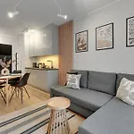 Nadmotlawie Estate Gym, Sauna & Parking By Downtown Apartahotel 4*
