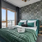 Nadmotlawie Estate Gym, Sauna & Parking By Downtown 4*