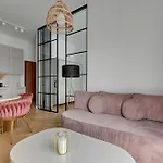 Nadmotlawie Estate Gym, Sauna & Parking By Downtown 4* Gdansk