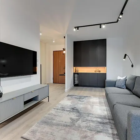 Nadmotlawie Estate Gym, Sauna & Parking By Downtown Appartement