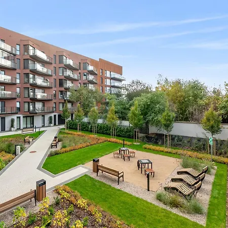Nadmotlawie Estate Gym, Sauna & Parking By Downtown Appartement